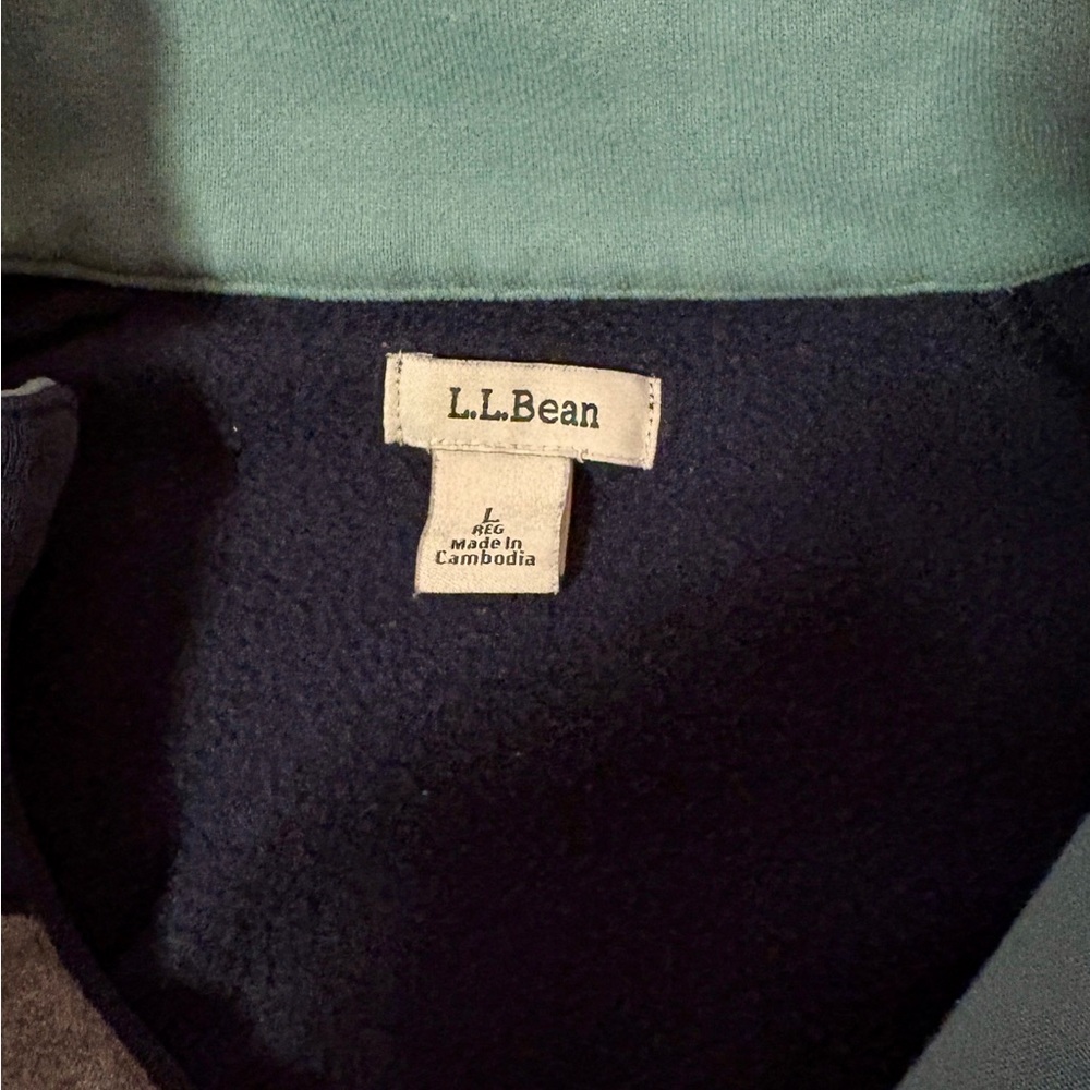 LL Bean Sporty Colorblock Half Zip - Size Large - Picture 2 of 3